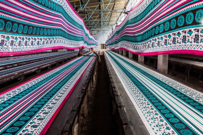 『Colorful Life 幸せな色を探して』中面