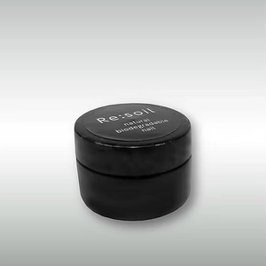 「Re:soil」より、植物や自然由来のUV・LEDの光で固まる ネイルチップ用接着剤を12月22日に販売開始