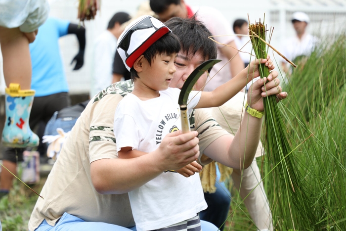 地域の子ども達も参加する農業体験