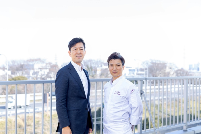 (左)FSX(株)藤波克之社長　(右)小清水寛美エグゼクティブシェフ