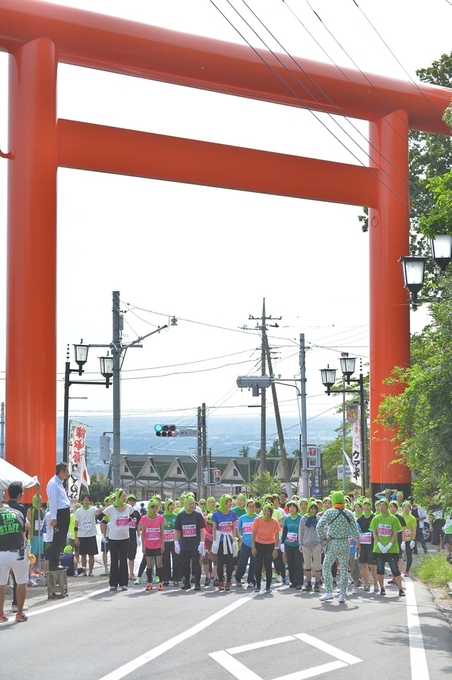 茨城出身赤プル　がまクイーンの部参戦！