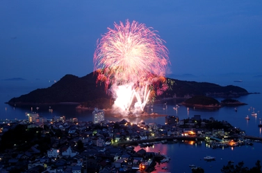 日本遺産のまち鞆の浦で今年も花火大会を開催！