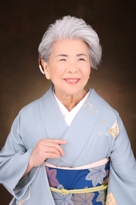 傘寿(80歳)女性が変身