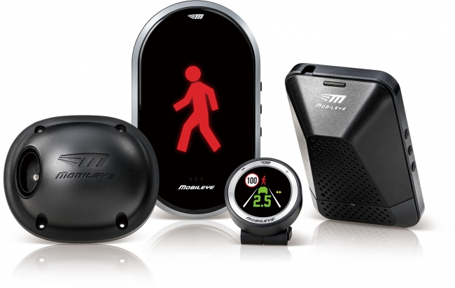 スマートカメラが歩行者を見分け危険を予測、大型車の巻き込み事故を防止