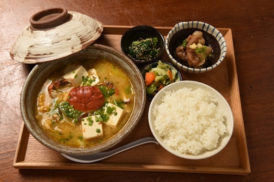 ズガニ定食商品名:「ズガニ定食」/価格:2,180円(税込)