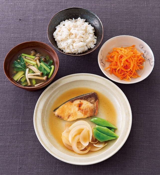 大切なのは、何を食べるかよりも、ほどよい量を守ること!/イメージ