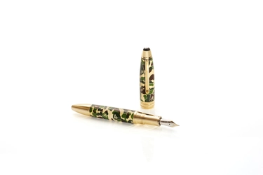 Montblanc A BATHING APE 25th Anniversary  ベイプカモが輝くブランド設立25周年の記念商品 マイスターシュテュック A BATHING APE(R) とのスペシャルコラボレーション