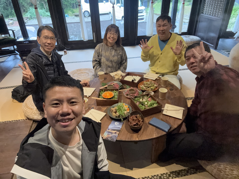 古民家貸別荘「蒼月庵」でのランチミーティングの様子