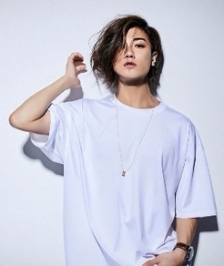 JIN AKANISHI