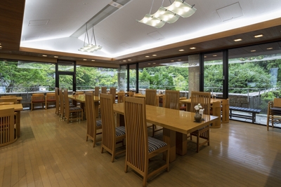 レストラン