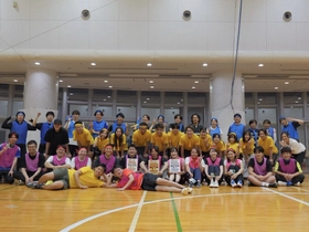 【社長も本気で走る。優勝チームとMVPには豪華賞品も】
陽吉グループ、四半期総会として
全社員参加の"大運動会"を開催