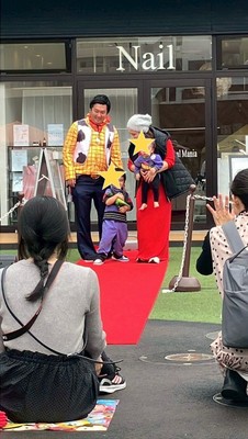 親子でハロウィンファッションショー