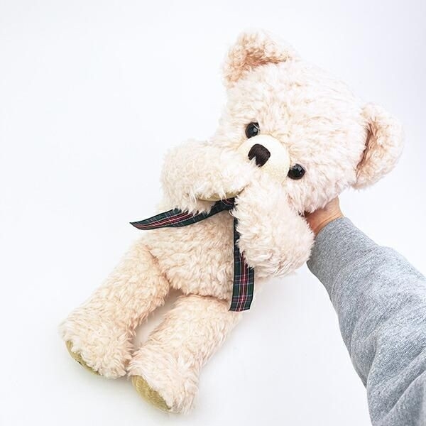 くまのメロディのぬいぐるみ