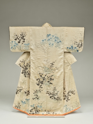 重要文化財 小袖 白綾地秋草模様 (通称〈冬木小袖〉) 尾形光琳筆 江戸時代・18世紀前半 東京国立博物館蔵