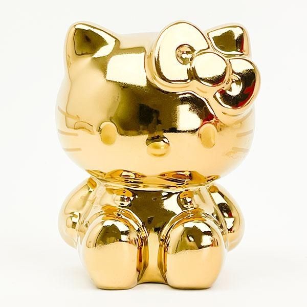 金運爆上げカラー！サンリオの置くだけでご利益ありそうなピカピカゴールド貯金箱