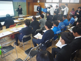 岡山理科大学生のラボ　岡山・池田動物園の再生プラン提言／動物たちのお家に遊びにおいで！　ログハウスと探検ツアー／