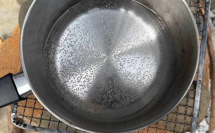 お湯が沸いてきた様子