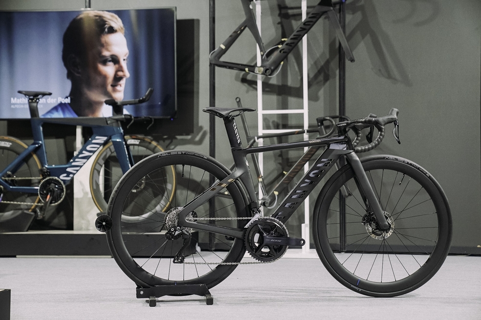 エアロードCFR Gen3 ファイナルエディション完成車 549,000円(消費税・送料込み)(写真は2XSサイズ) Photo: Yufta Omata