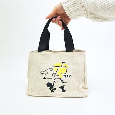 スヌーピー75thデザインのトートバッグ