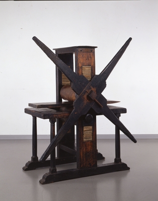 版画印刷機_東京藝術大学蔵