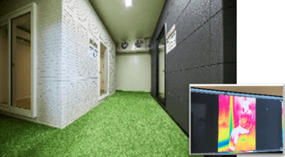 ショールームの中に－５℃の世界が出現！２棟の体感ルームで比較できる「断熱性能体感コーナー」。サーモカメラで見て体感で分かりやすく展示。 