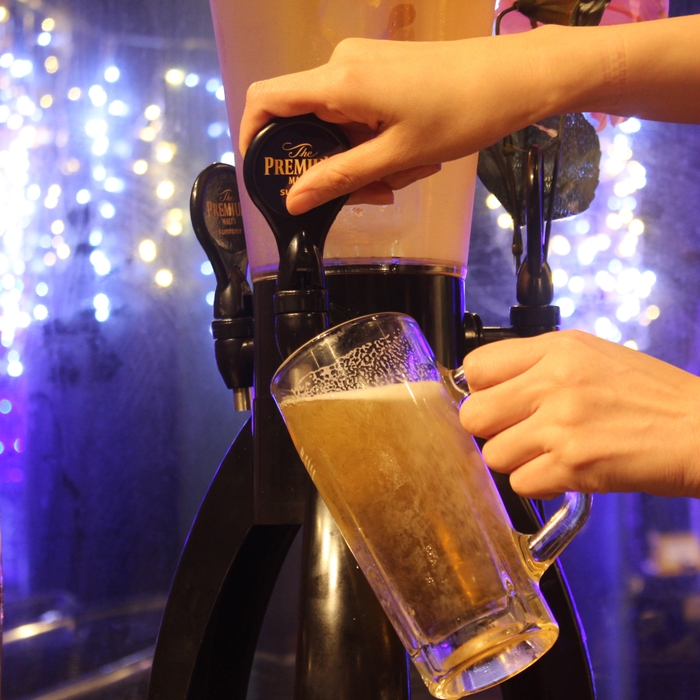 真夏の夜はビールで乾杯!