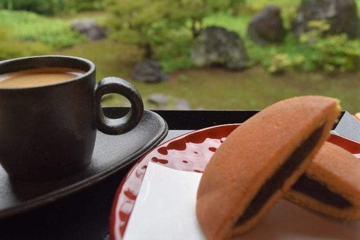 どら焼きと徳川将軍珈琲（1,000円）