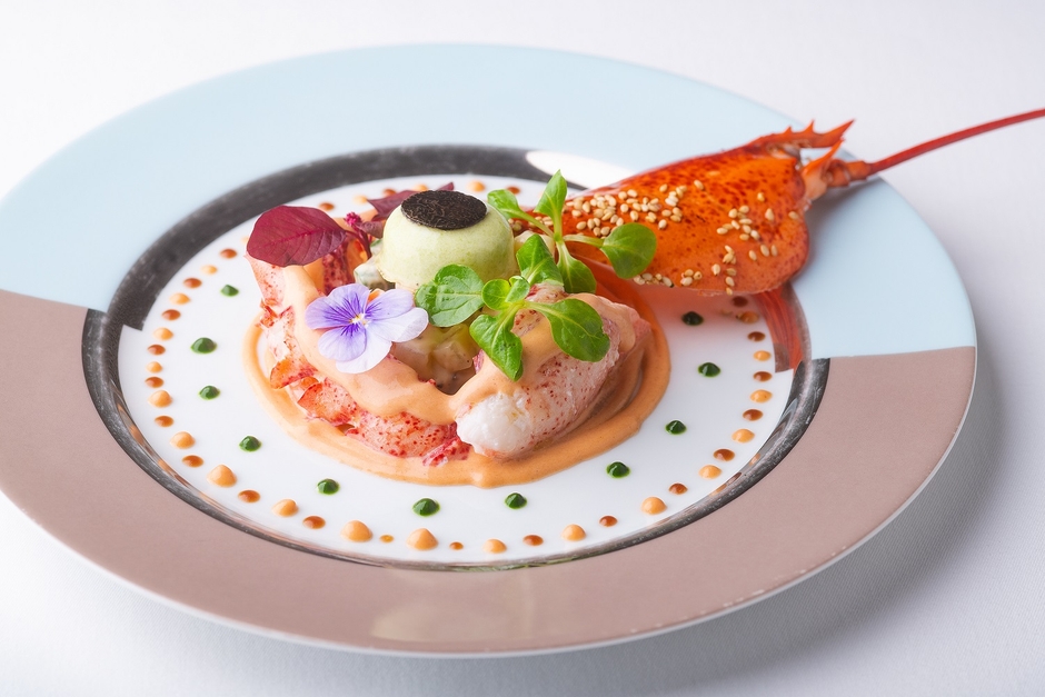 ポール・ボキューズのスペシャリテ「オマール海老のサラダ仕立て ア・ラ・フランセーズ 」