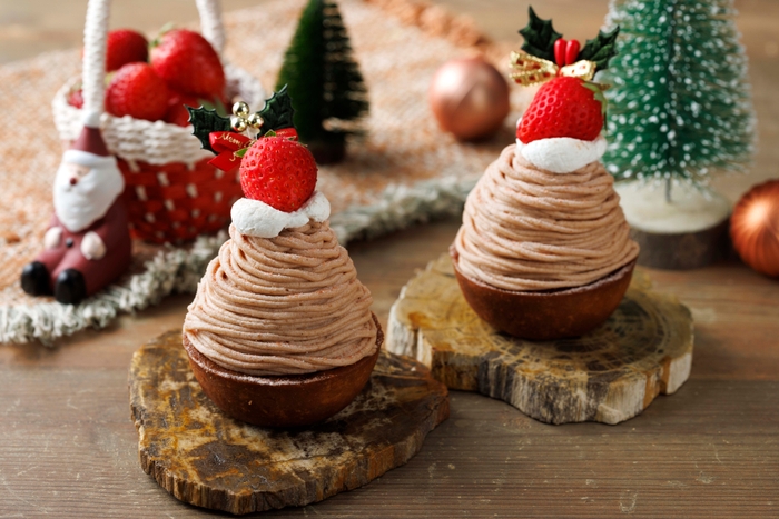 <いちびこ>いちごのモンブランタルト