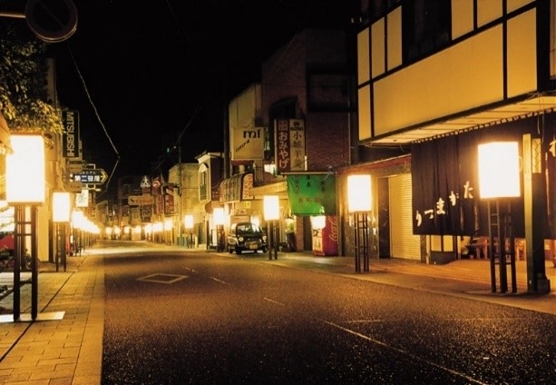 夜間運行時の走行環境イメージ（※写真は過年度のものです）