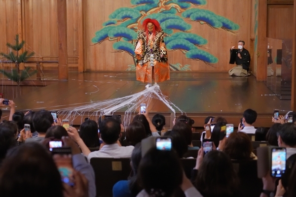 過去公演　『土蜘蛛』フォトセッションの様子