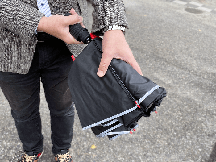 【逆開閉式】畳むときに手が濡れにくい