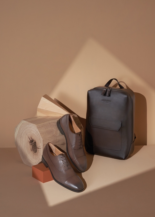 2021Fall Winter コレクション ルック8