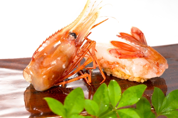 有頭ぼたん海老