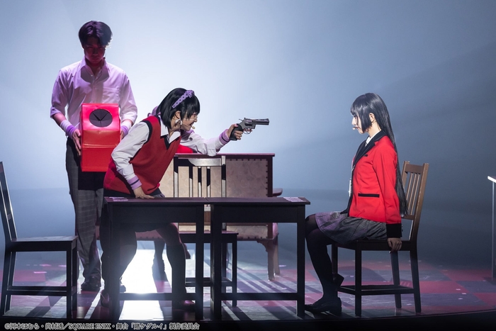 ©河本ほむら・尚村透／SQUARE ENIX・舞台「賭ケグルイ」製作委員会