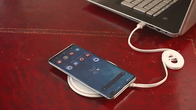 ワイヤレス充電の国際標準規格 「Qi規格」に対応