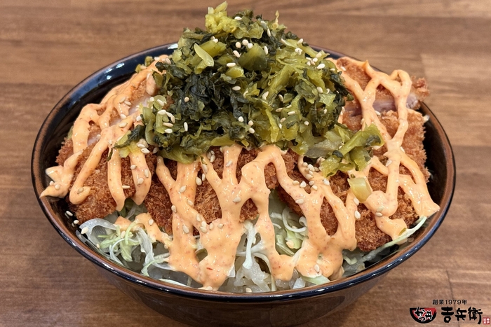5月限定 めんたいマヨと高菜のかつ丼