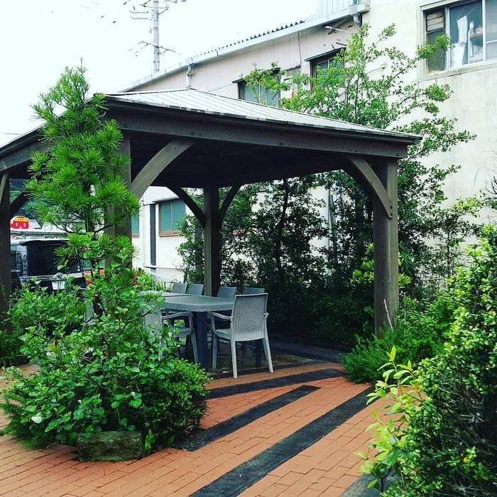 お庭でイートインもできます