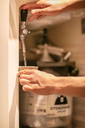 江戸前風寿司とサクフワ天ぷらと至極の樽生日本酒を　 カジュアルに楽しめる寿司居酒屋 「寿司と天ぷらと樽酒 京都四条烏丸店」 ～2026年3月1日、リニューアルオープン～