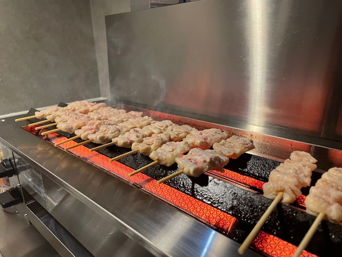 高温で一気に焼き上げます　　