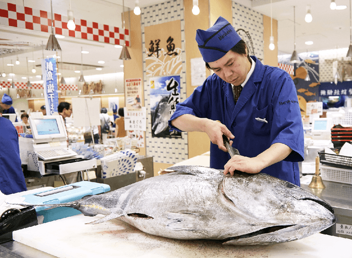 近大　魚まつり