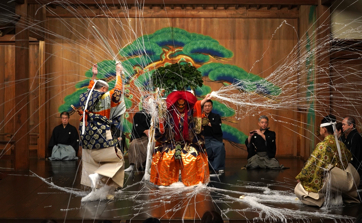 「能楽をみるのが初めて」という方におススメ！　能「土蜘蛛」が能楽師による解説つきで楽しめる！　『はじめての矢来能楽堂special』チケット発売中