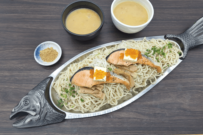 鮭骨つけ麺