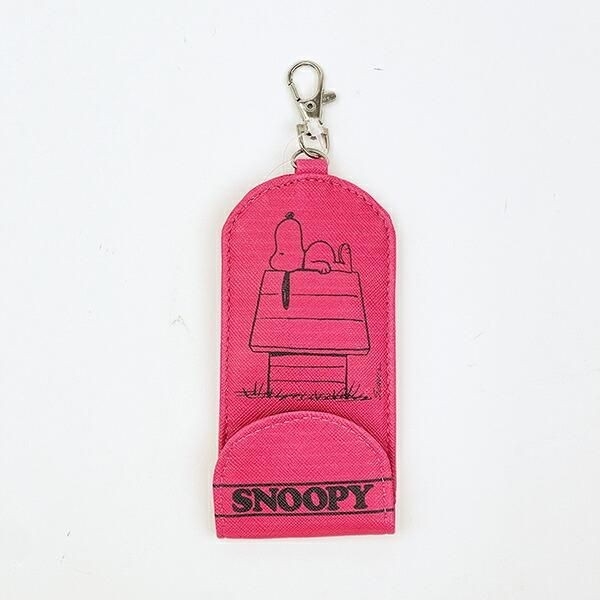 スヌーピーのおしゃれなキーケースとパスケース