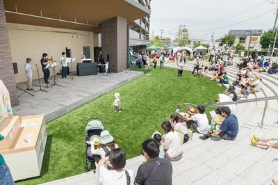 「十日市場センター地区22街区」まちびらきの様子