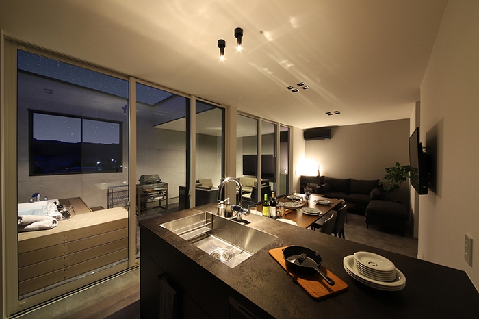 インテリアスタイル:LUX