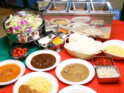 6種類のカレーが楽しめるカレーバイキング！