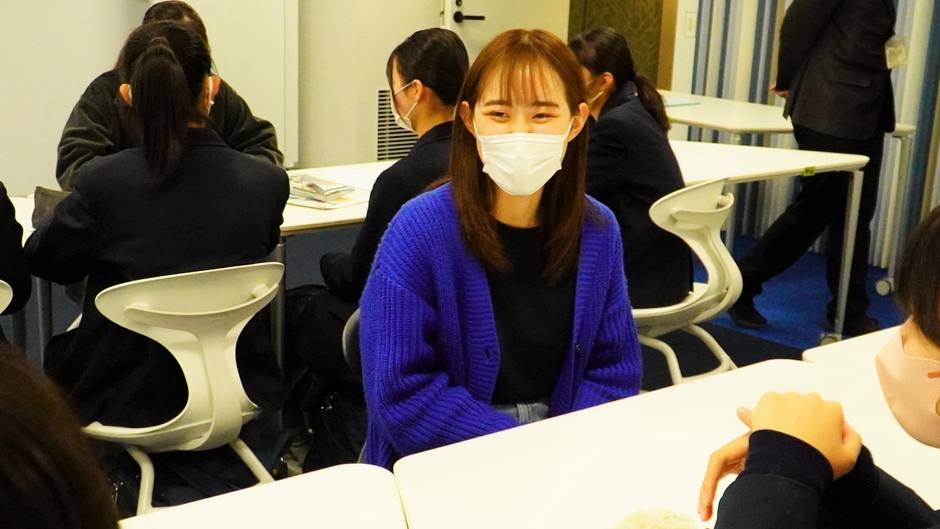 近隣中学校の大学見学会でスタッフ参加（中学生との懇談）