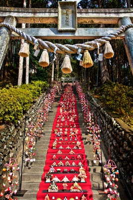 素盞鳴神社雛段飾り