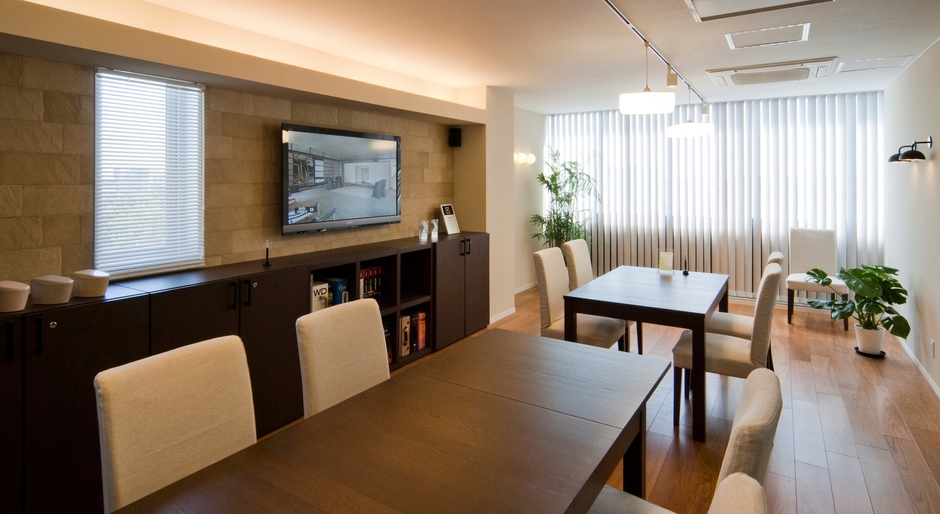 サンリフォーム西宮店 店内